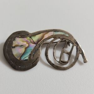 Vintage taxco mexico French horn trumpet brooch sterling abalone music signed